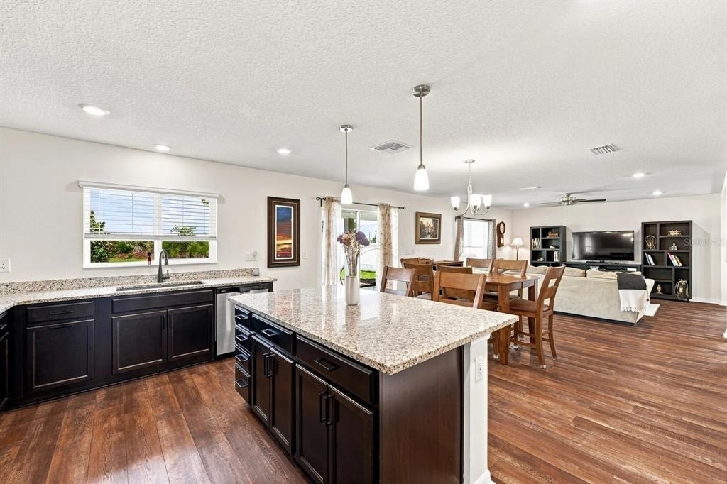 455 Overpool Avenue - Photo 10