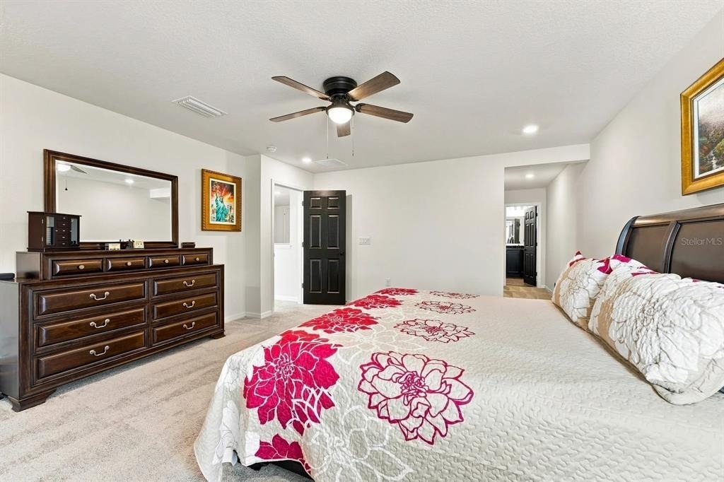 455 Overpool Avenue - Photo 17