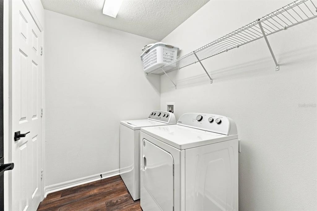 455 Overpool Avenue - Photo 19