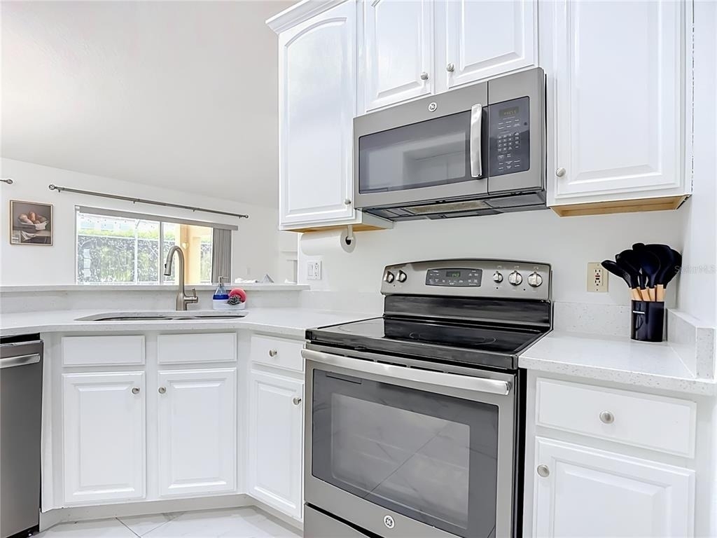 4934 Lazy Oaks Way - Photo 16