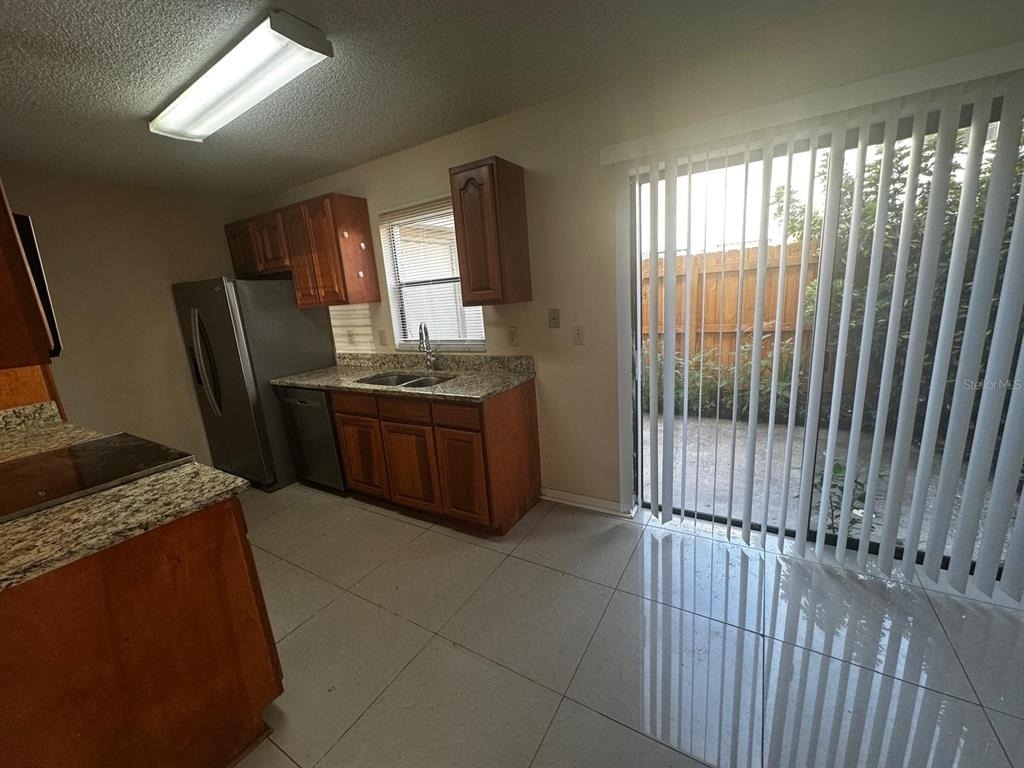 1608 Long Ridge Court - Photo 4