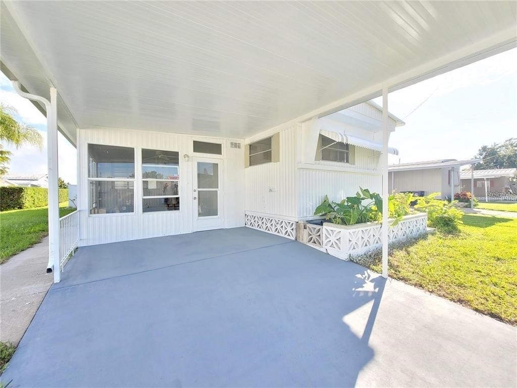 321 3rd Street Drive W - Photo 18