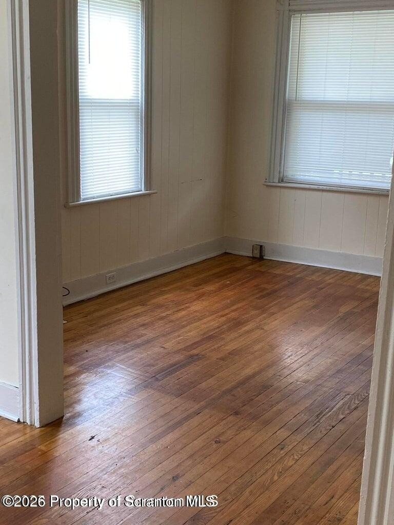 2430 Amelia Avenue - Photo 9