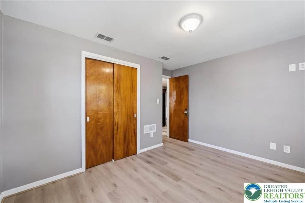 1219 E Highland Street - Photo 16