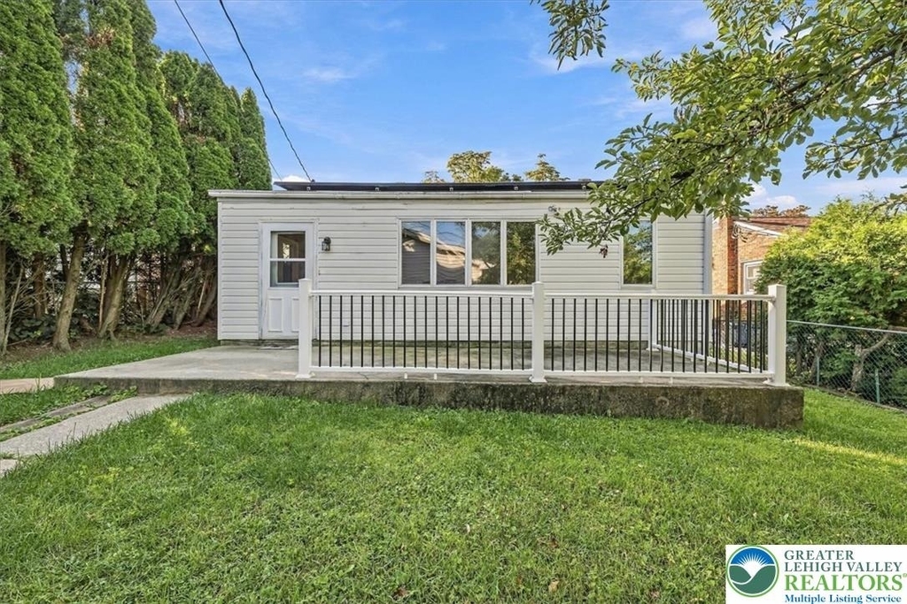 1219 E Highland Street - Photo 24