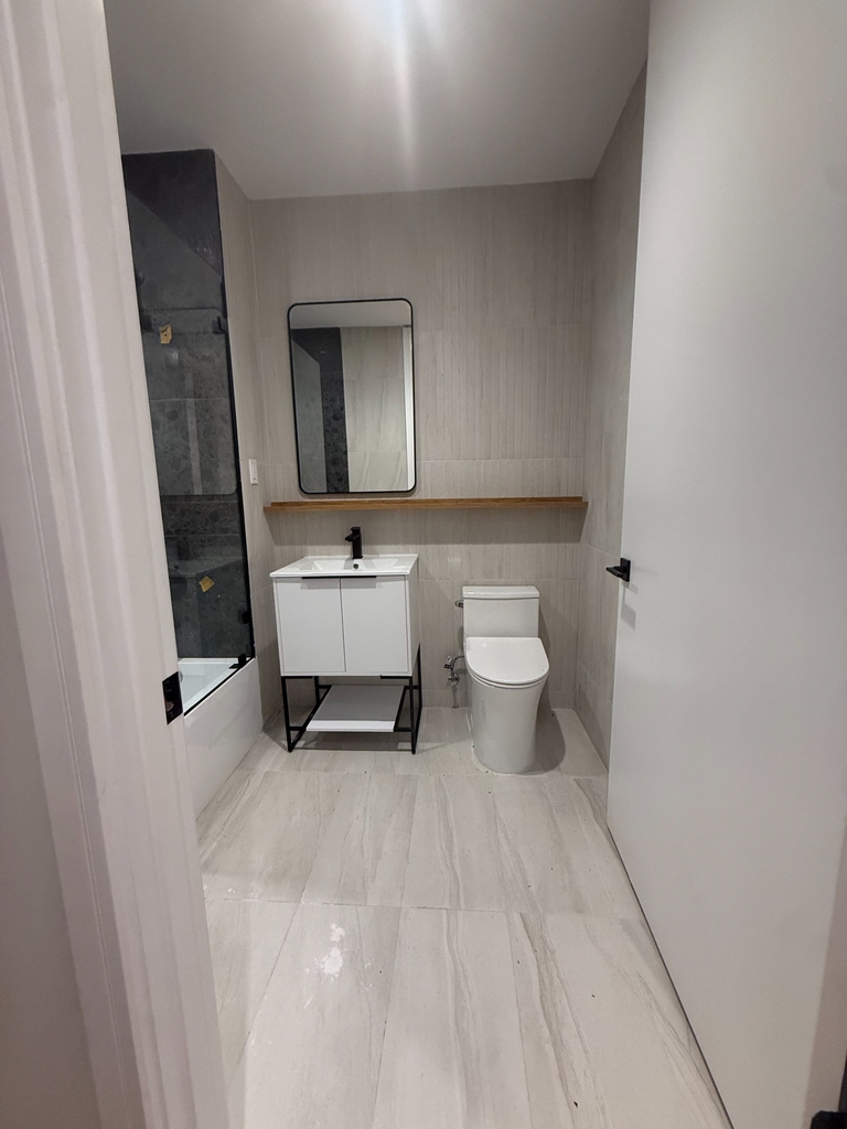 997 Rogers Avenue - Photo 4