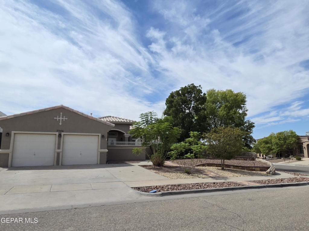 7346 Gulf Creek Drive - Photo 0