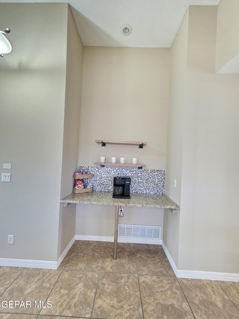 7346 Gulf Creek Drive - Photo 10