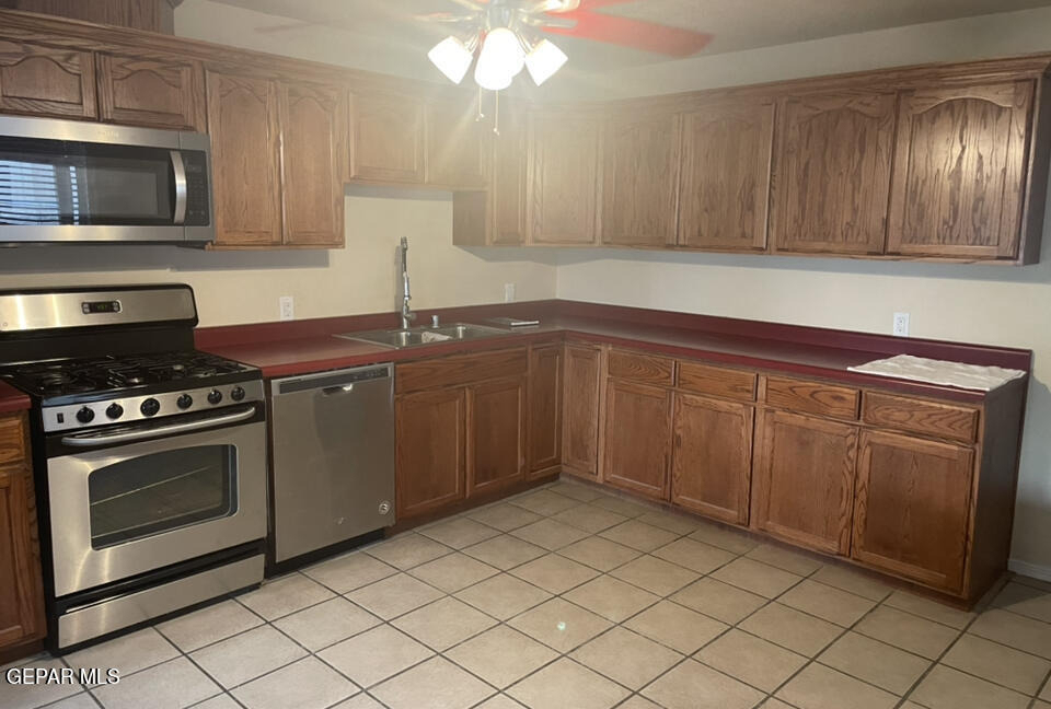 9289 Leonardo Avenue - Photo 1