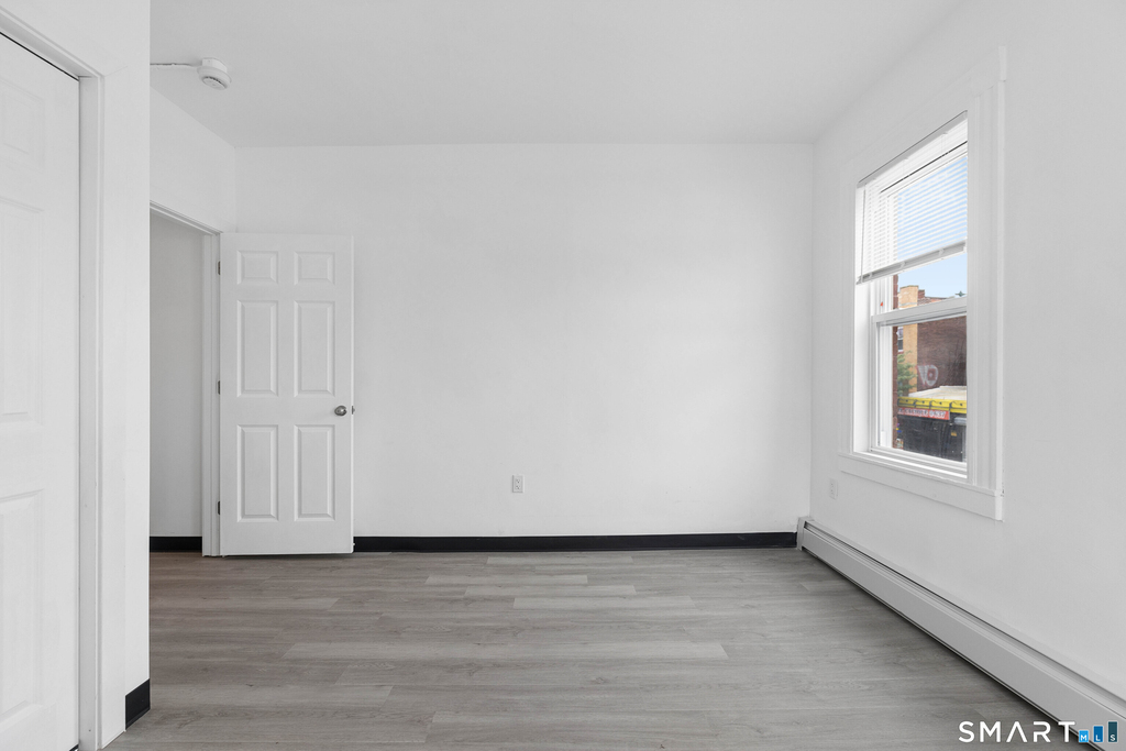 654 Park Street - Photo 7