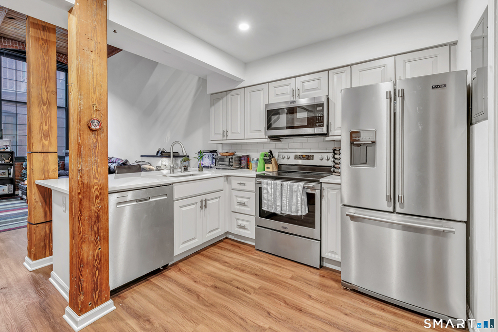 25 Grand Street - Photo 3