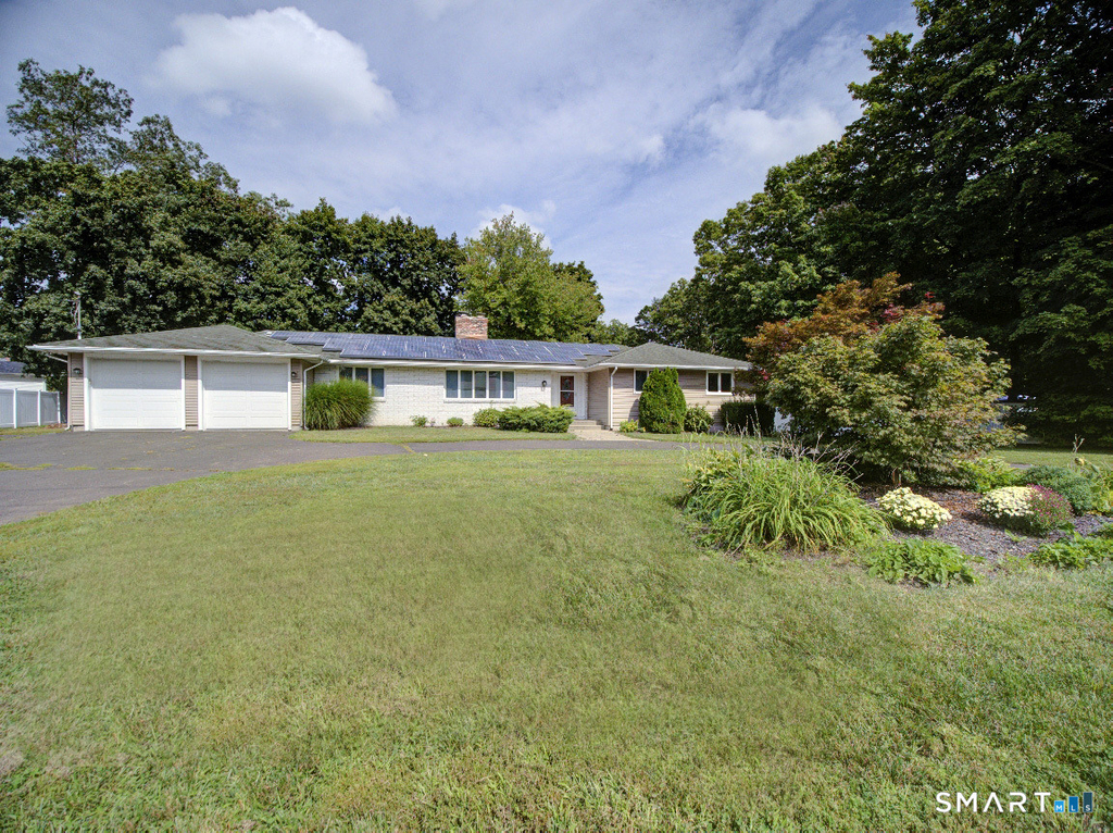 197 Maple Avenue - Photo 0