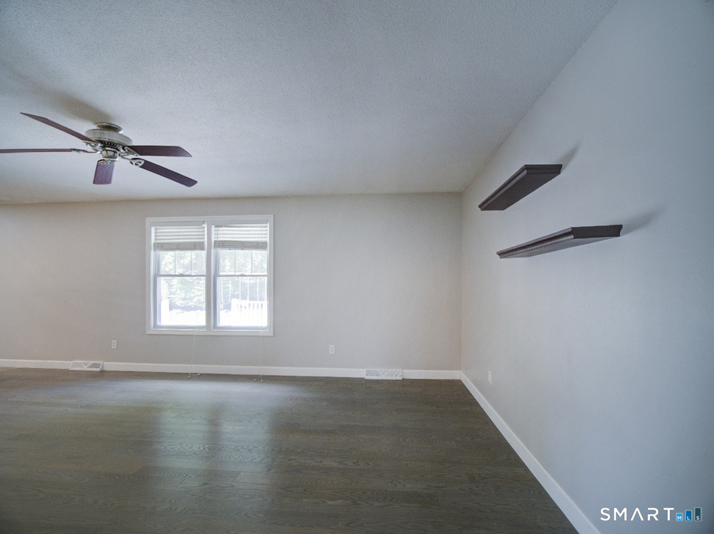 197 Maple Avenue - Photo 16