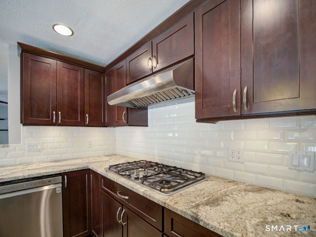 197 Maple Avenue - Photo 23