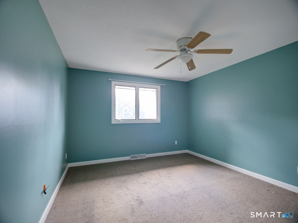 197 Maple Avenue - Photo 9