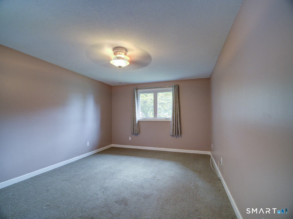 197 Maple Avenue - Photo 11