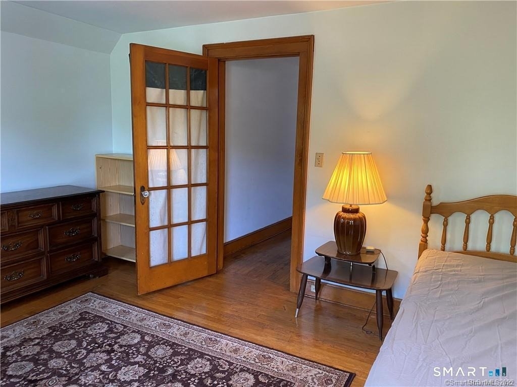 268 Humphrey Street - Photo 2
