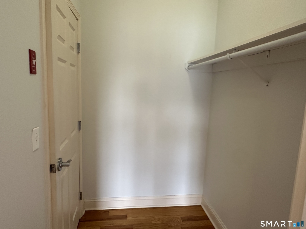 2518 Whitney Avenue - Photo 22