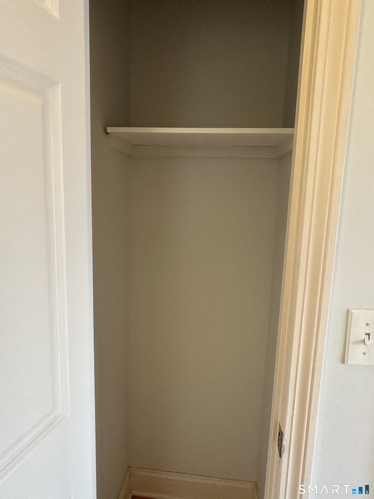 2518 Whitney Avenue - Photo 8