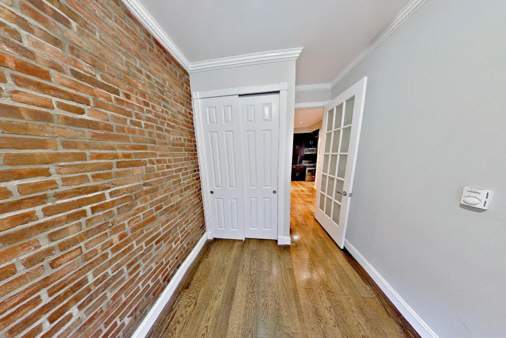9 West 103rd Street - Renovated  - Photo 1