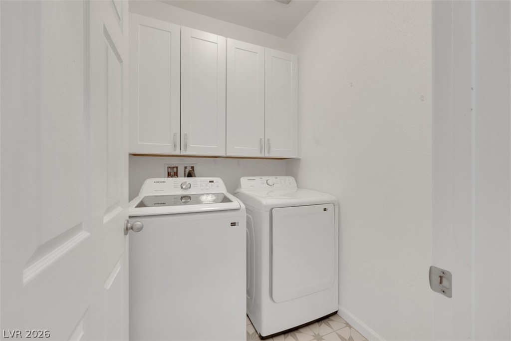976 Crescent Falls Street - Photo 17