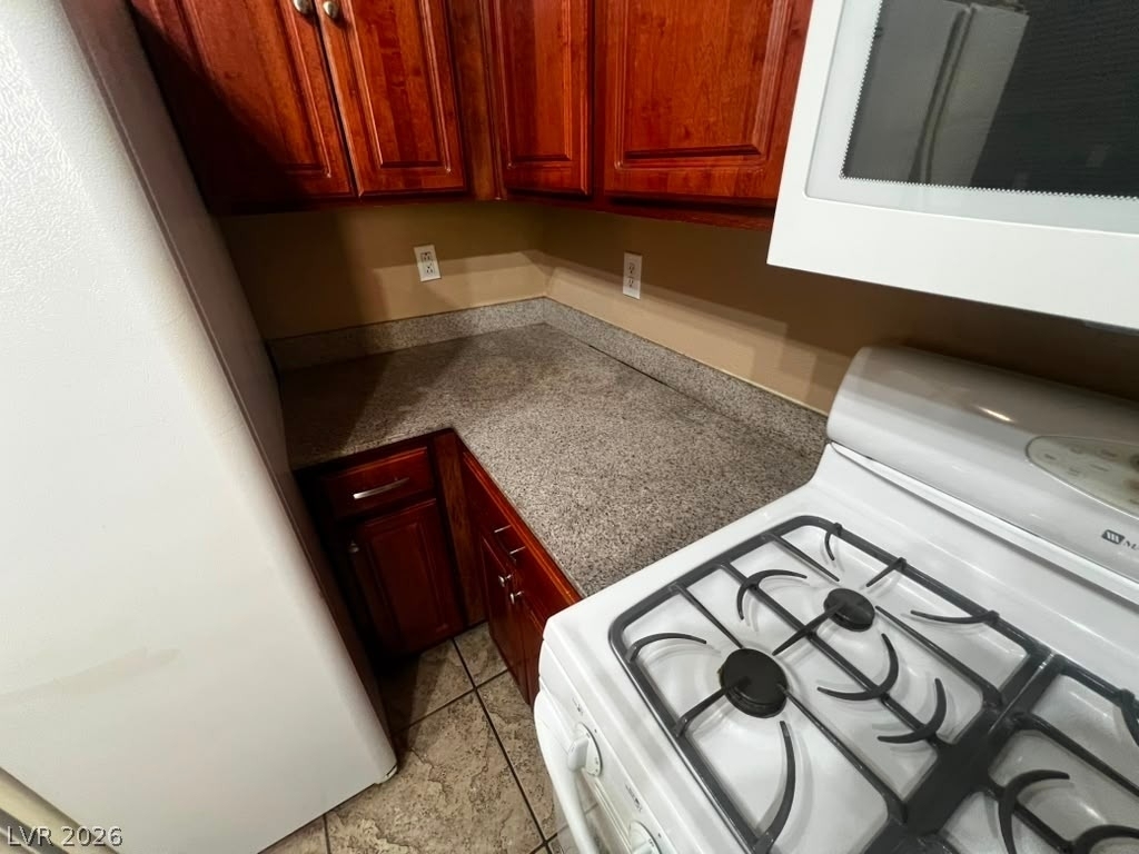 3925 Lazy Pine Street - Photo 14