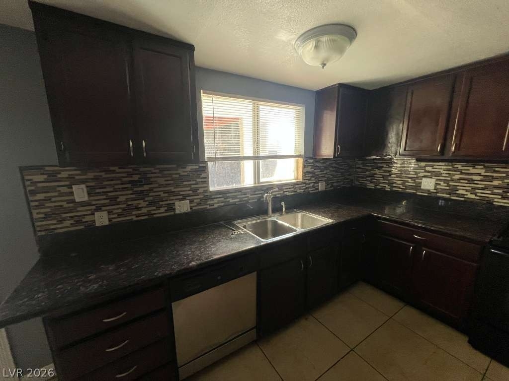 913 Shadow Mountain Place - Photo 26