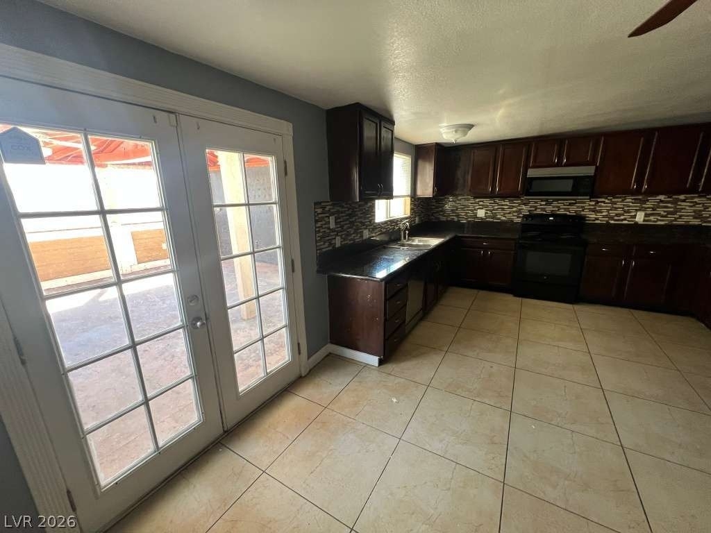 913 Shadow Mountain Place - Photo 25