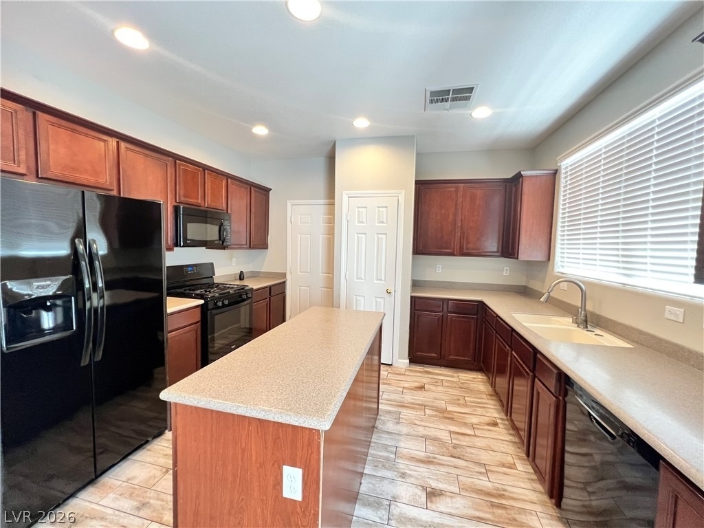 8947 College Green Street - Photo 3