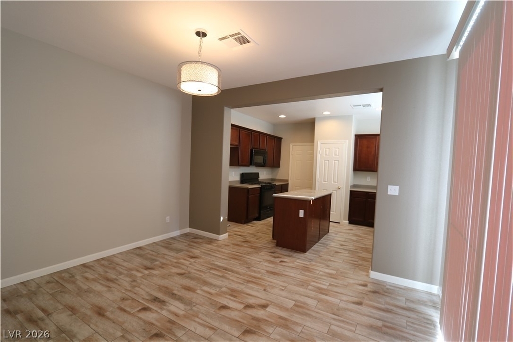 8947 College Green Street - Photo 13