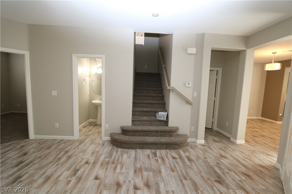 8947 College Green Street - Photo 16