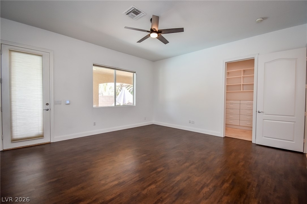 10243 Bright Harbor Avenue - Photo 18