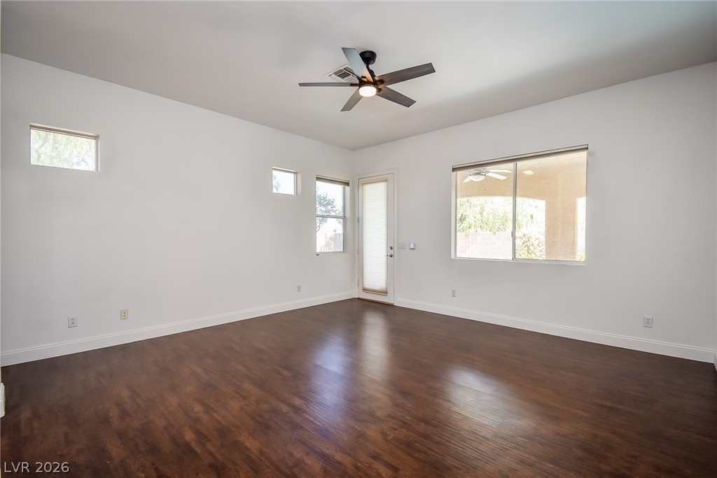 10243 Bright Harbor Avenue - Photo 15