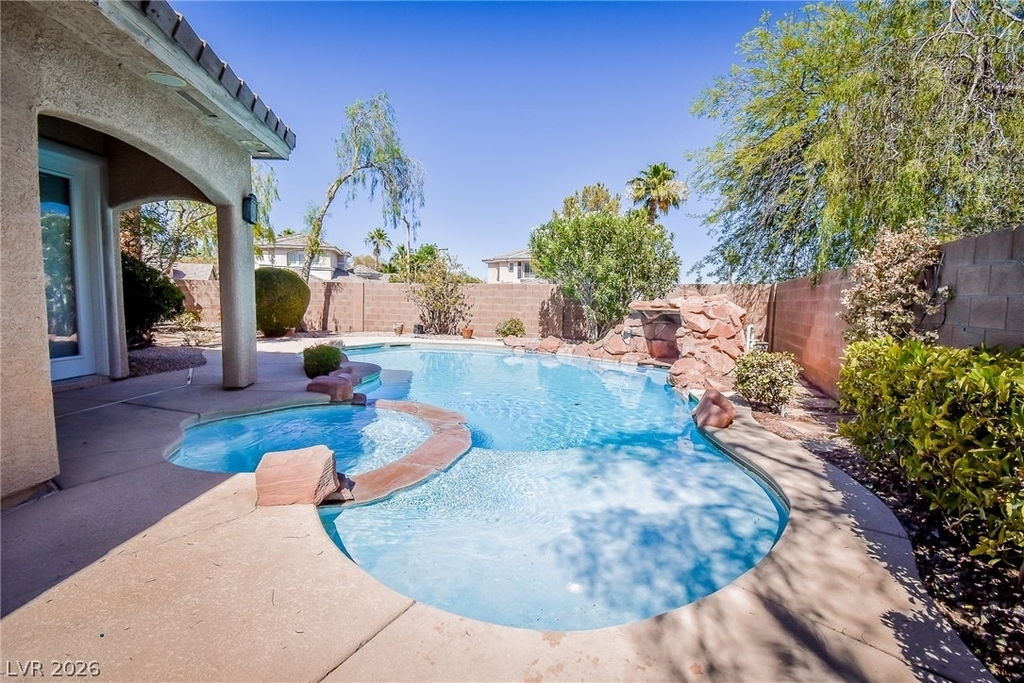 10243 Bright Harbor Avenue - Photo 40