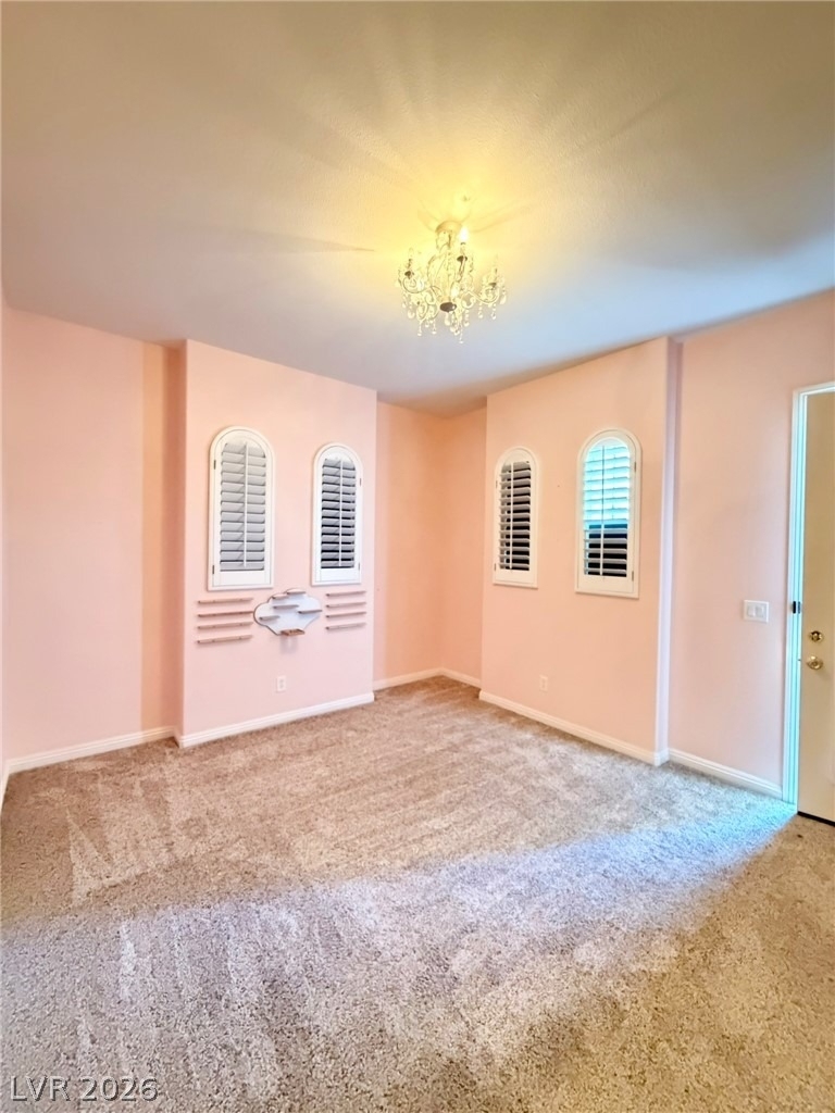 128 S Royal Ascot Drive - Photo 38
