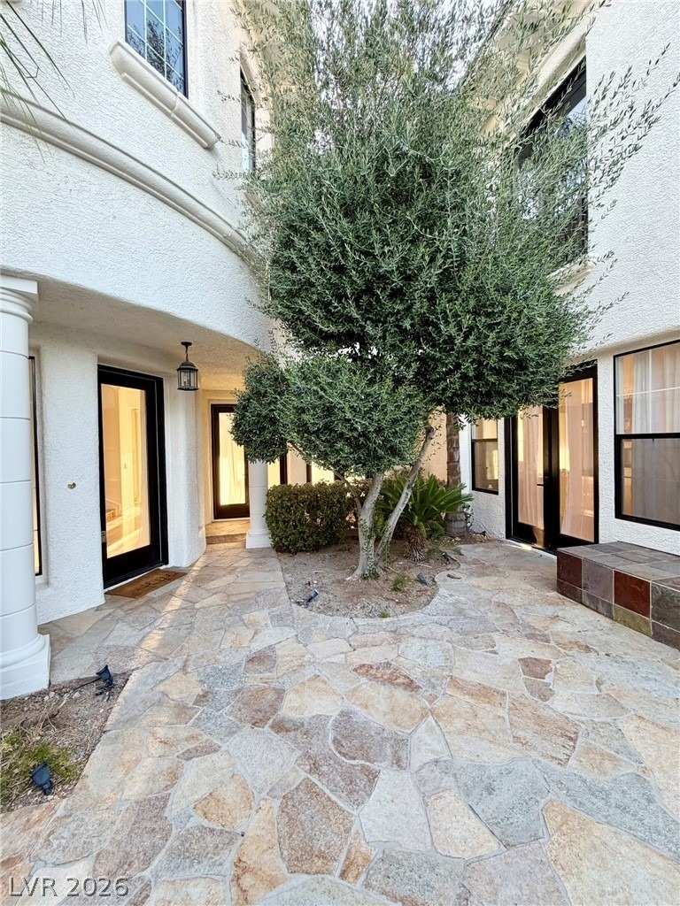 128 S Royal Ascot Drive - Photo 4