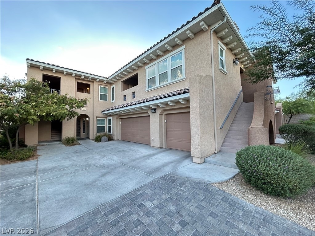 845 Pantara Place - Photo 0