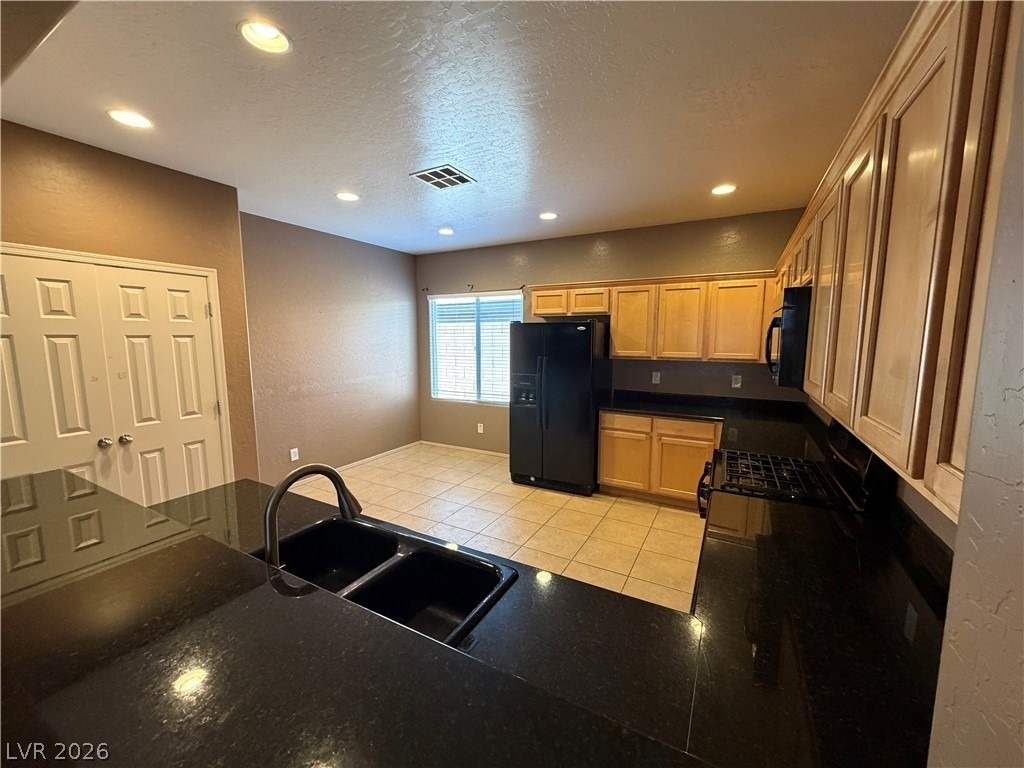 2588 Lockerbie Street - Photo 9