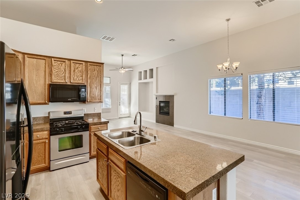 9121 Little Horse Avenue - Photo 3