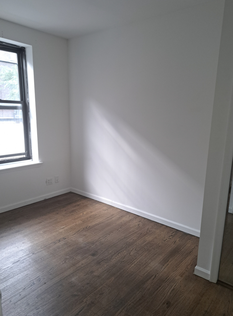 188 Claremont Avenue - Photo 0