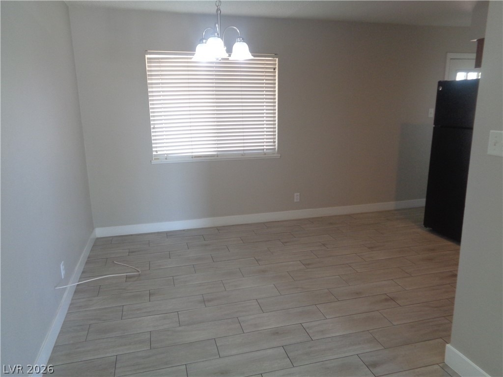 6244 Evergreen Avenue - Photo 4