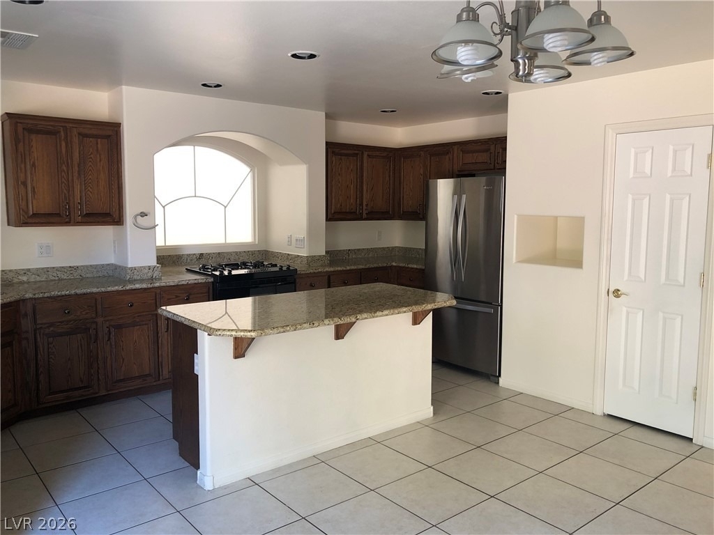 10990 Calcedonian Street - Photo 5