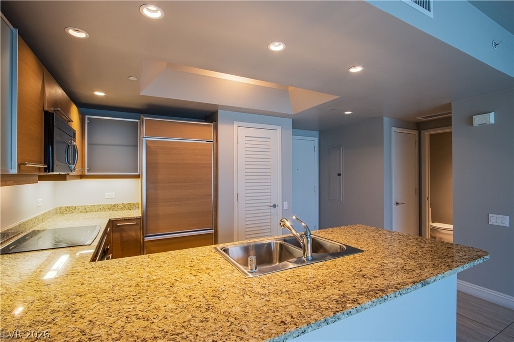 222 Karen Avenue - Photo 9