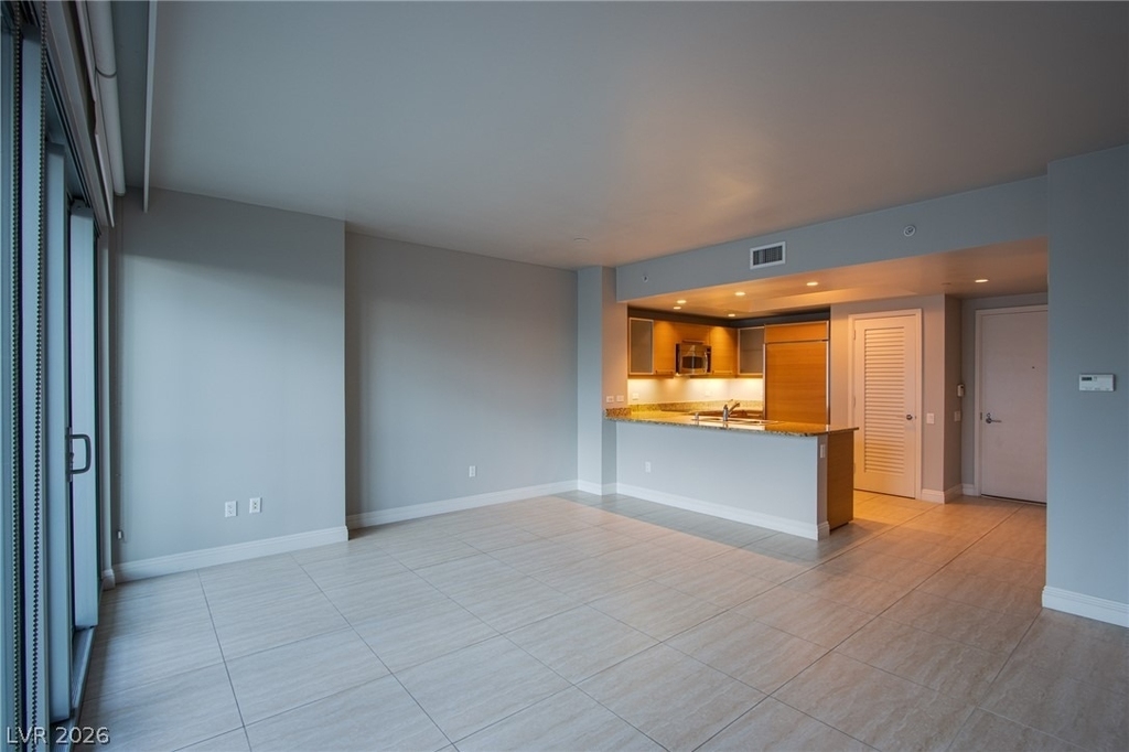 222 Karen Avenue - Photo 4