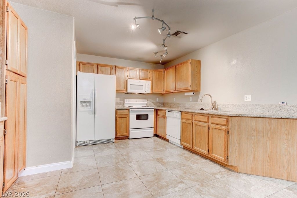 3661 Renovah Street - Photo 8