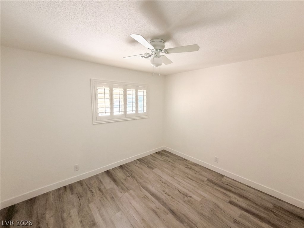 1312 E Brooks Avenue - Photo 12