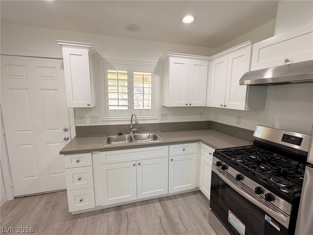 1312 E Brooks Avenue - Photo 4