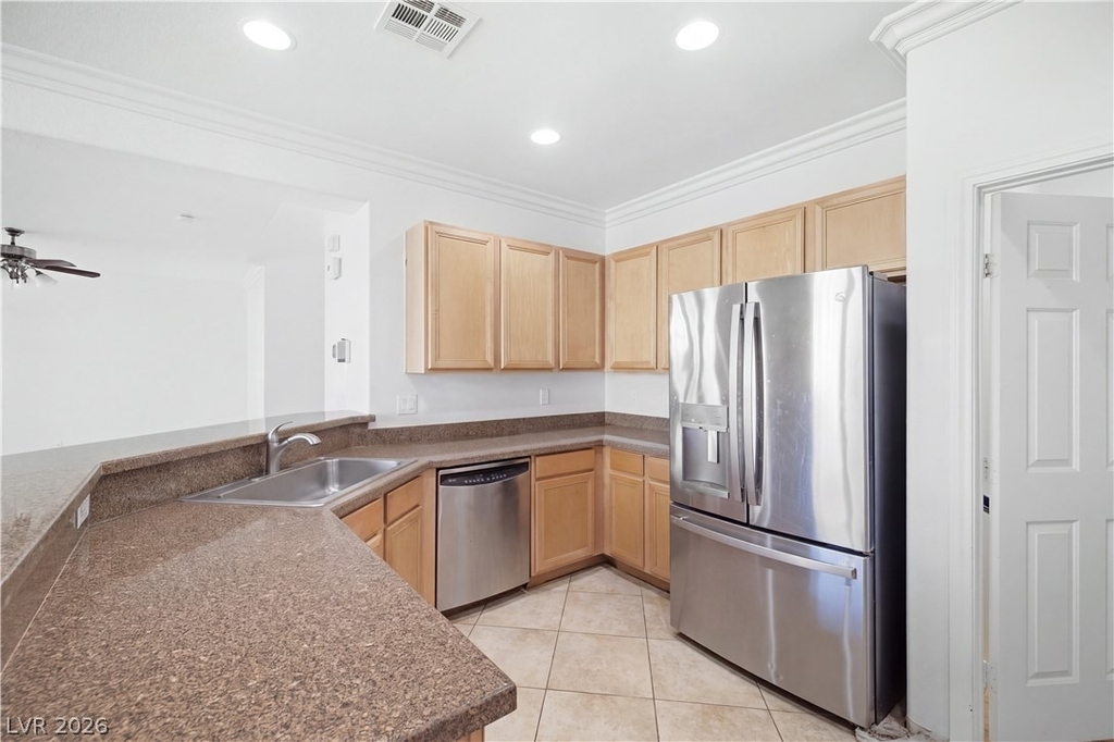 5629 Lookout Crest Street - Photo 10