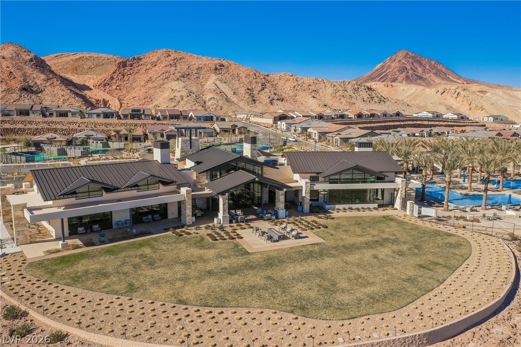 23 Cliffwater Street - Photo 68