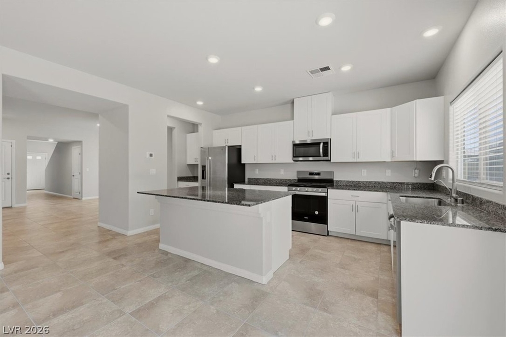 1058 Willow Berry Avenue - Photo 5